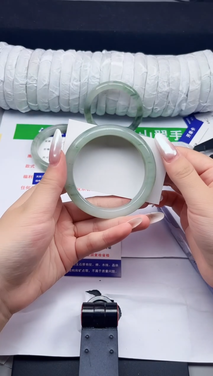 石英质玉手镯未镶嵌156-58/59