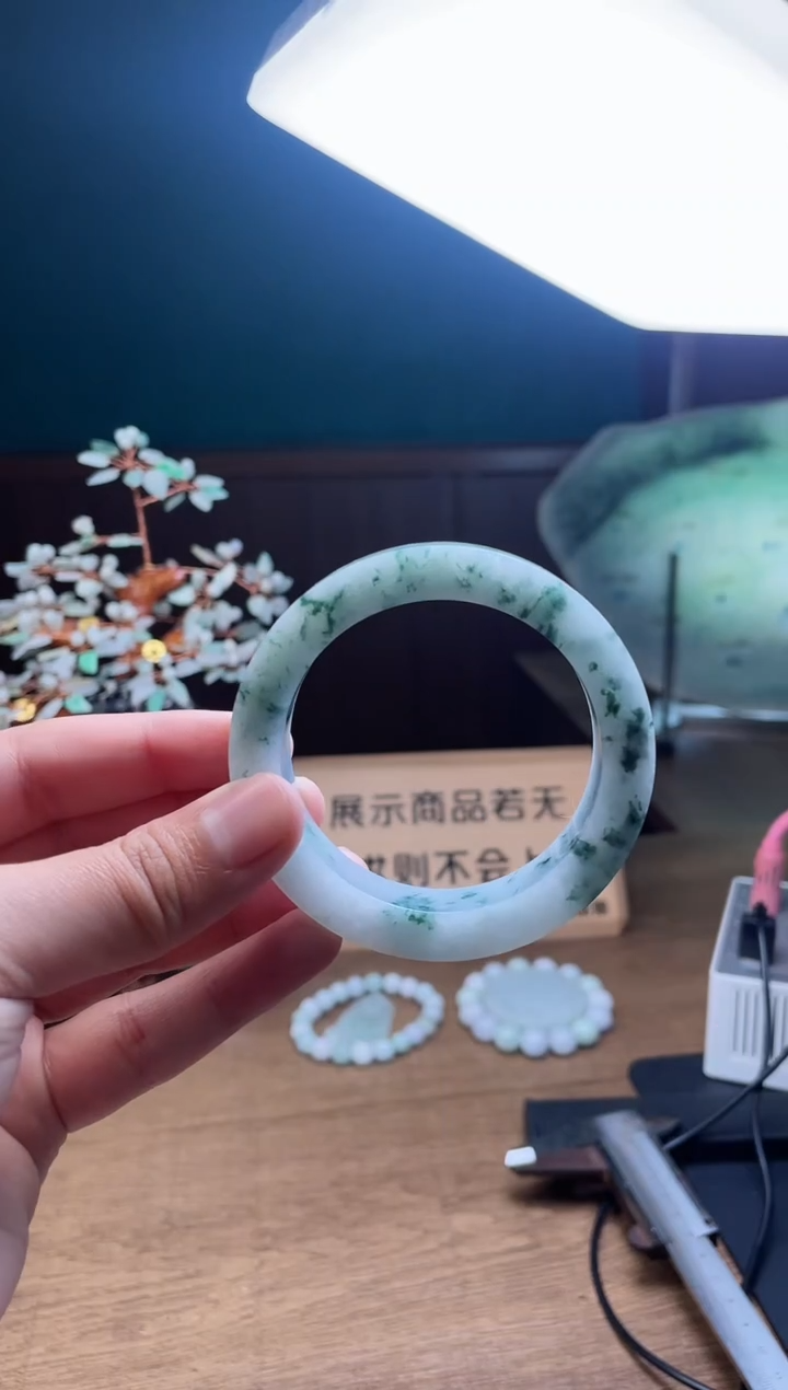 【闪购商品】定制翡翠手镯未镶嵌 定制