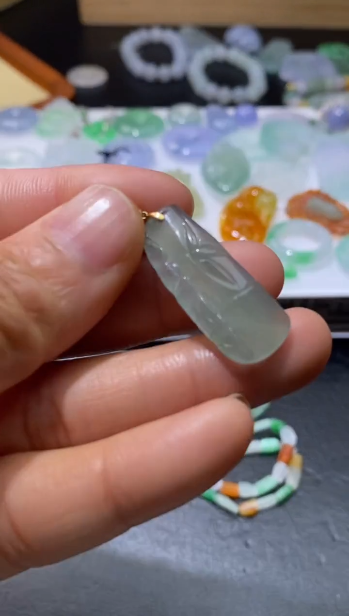 【闪购商品】定制翡翠未镶嵌翡翠毛货~多样性发货一个