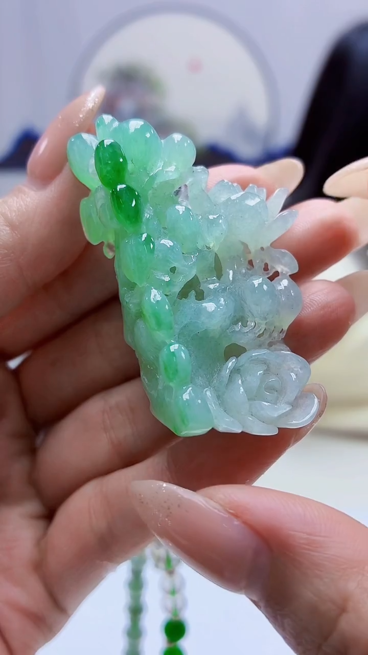 未镶嵌定制翡翠3495MM-毛货挂件100