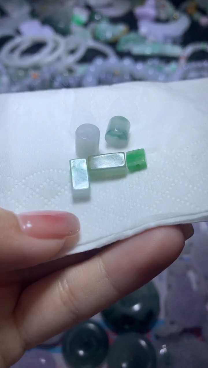 翡翠挂件未镶嵌CXX005423