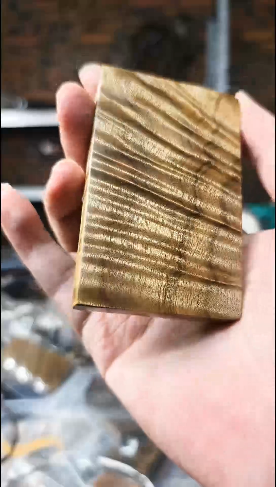 【闪购商品】金丝楠无事牌手把件