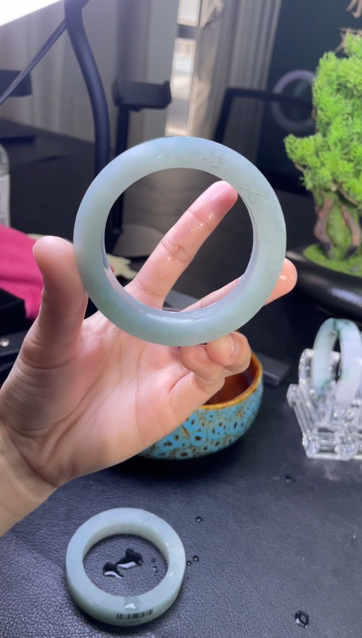 【闪购商品】定制翡翠手镯未镶嵌定制手镯
