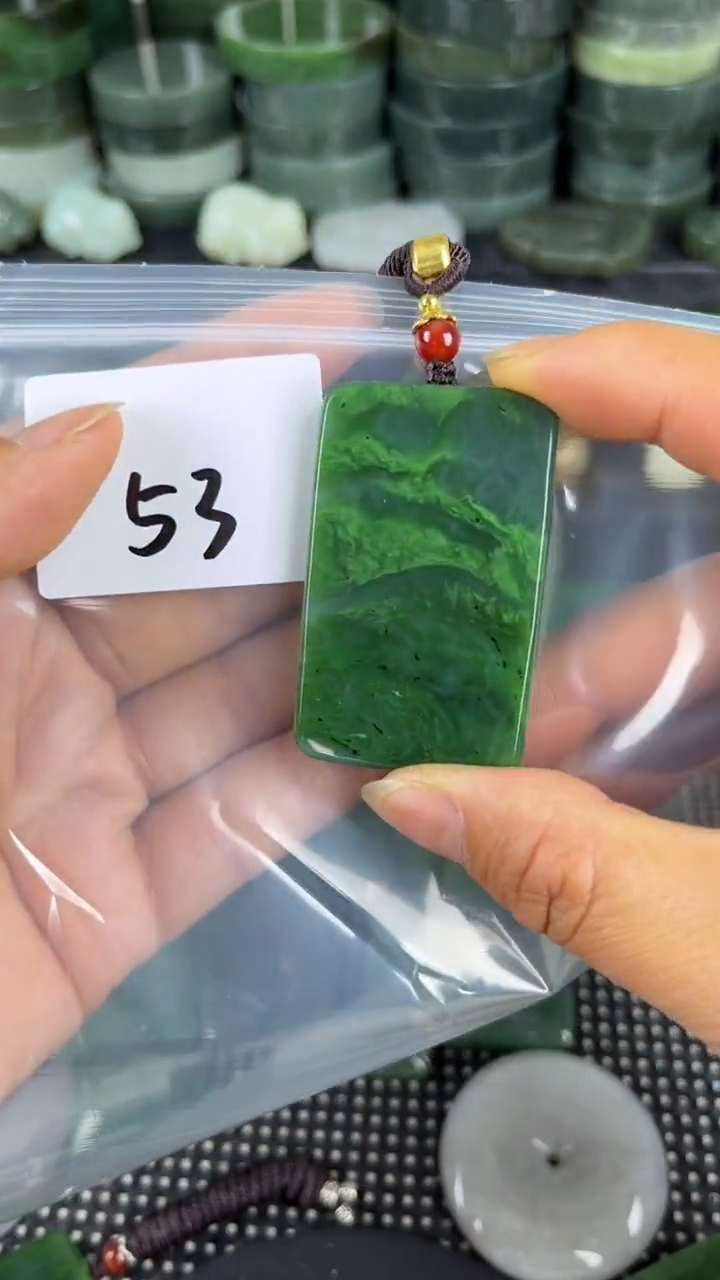 和田玉未镶嵌珠宝半成品牌子