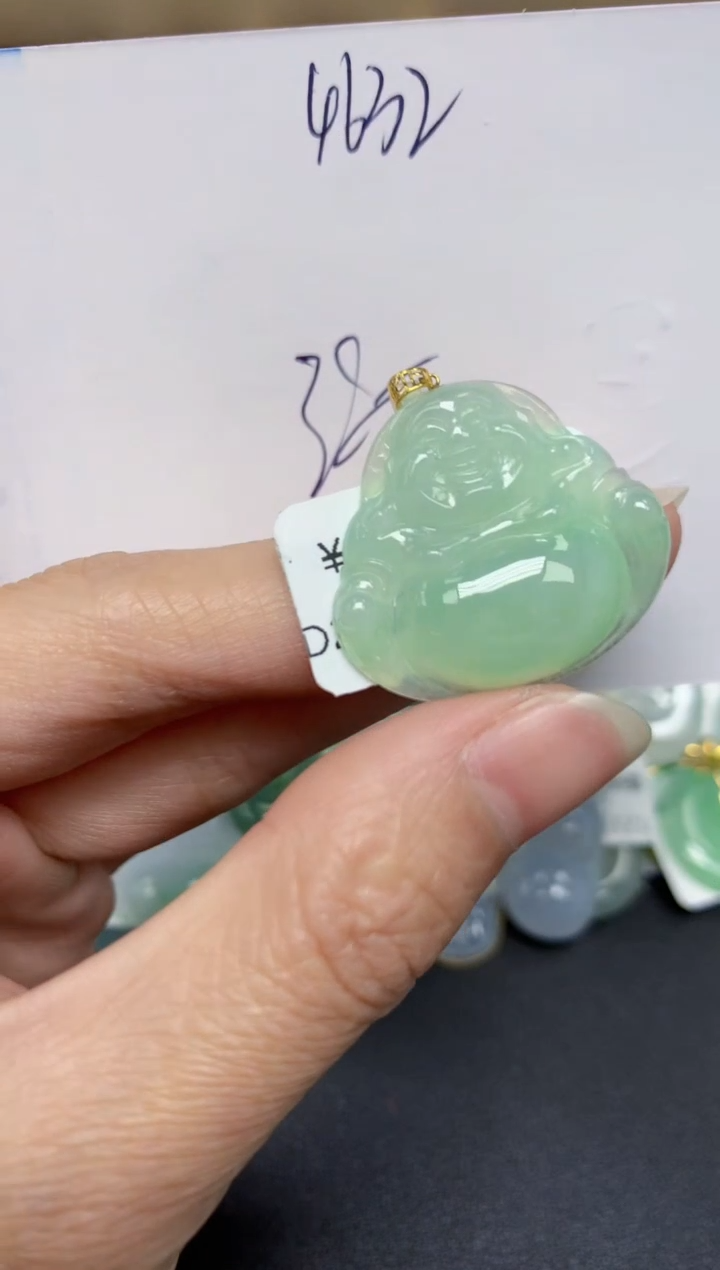 【闪购商品】翡翠18K金镶嵌颈饰 天然翡翠A货