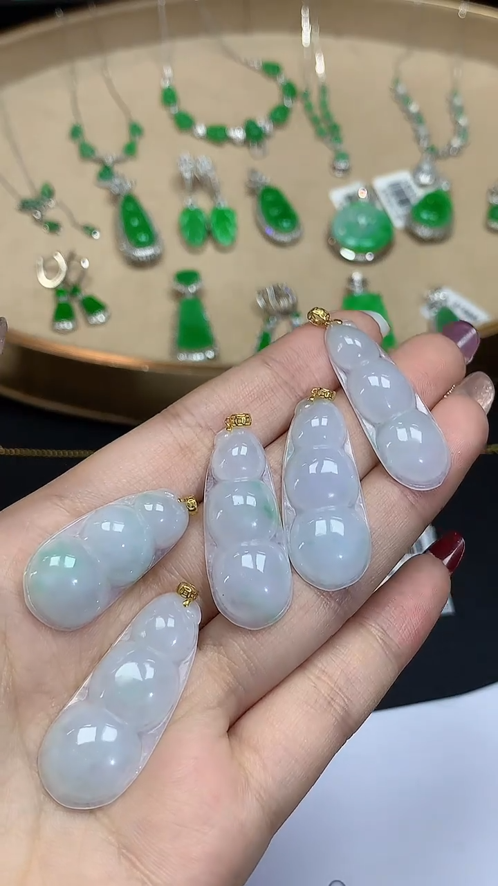【闪购商品】翡翠18K金镶嵌吊坠(不含链)L1083多样性发其一