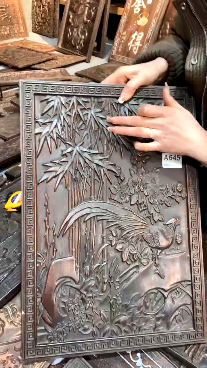 【闪购商品】木A紫檀雕刻板一物一拍以直播间为准