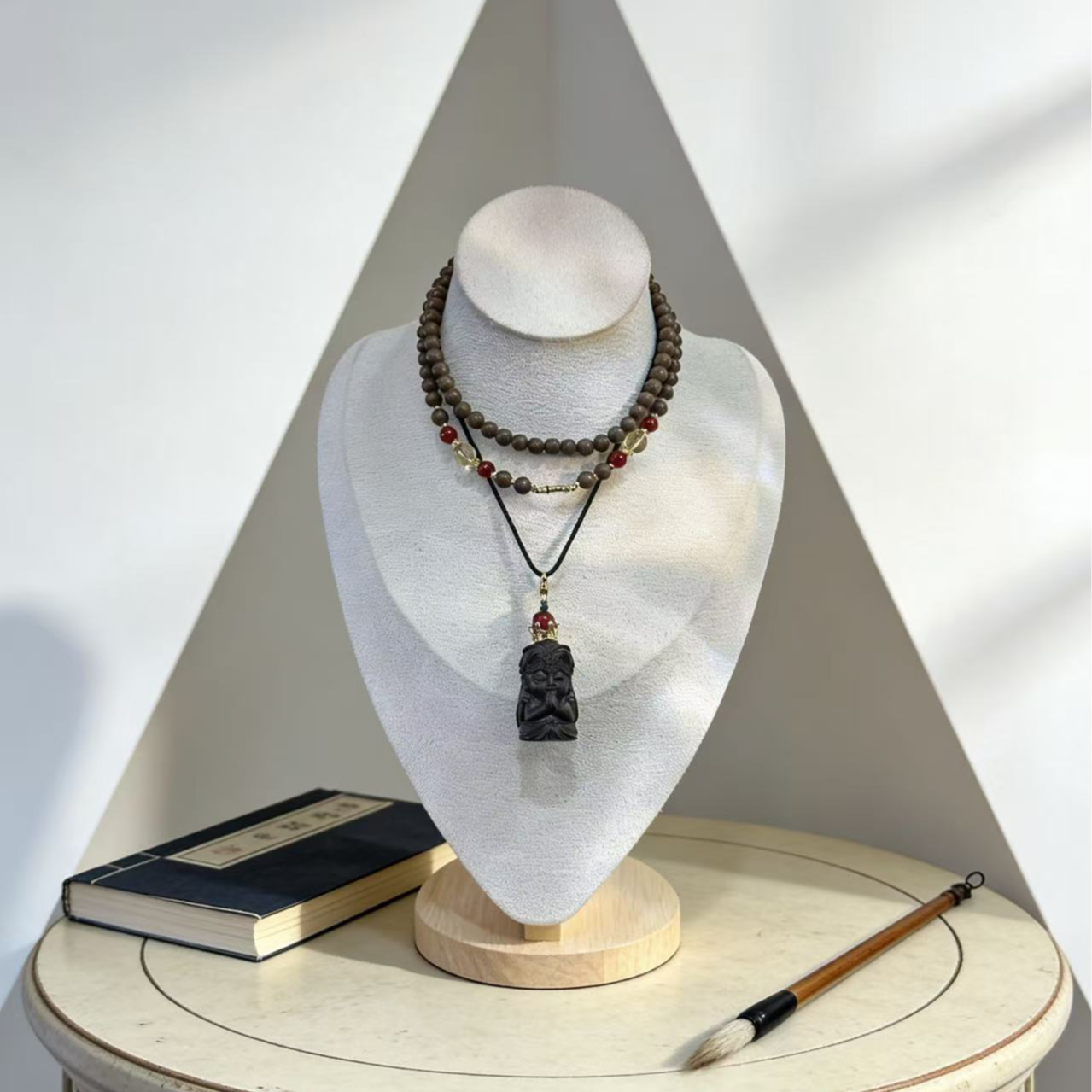 【扎基雕刻脖挂】 加赠香灰三圣合香非遗泥塑链子（隔衣配戴）