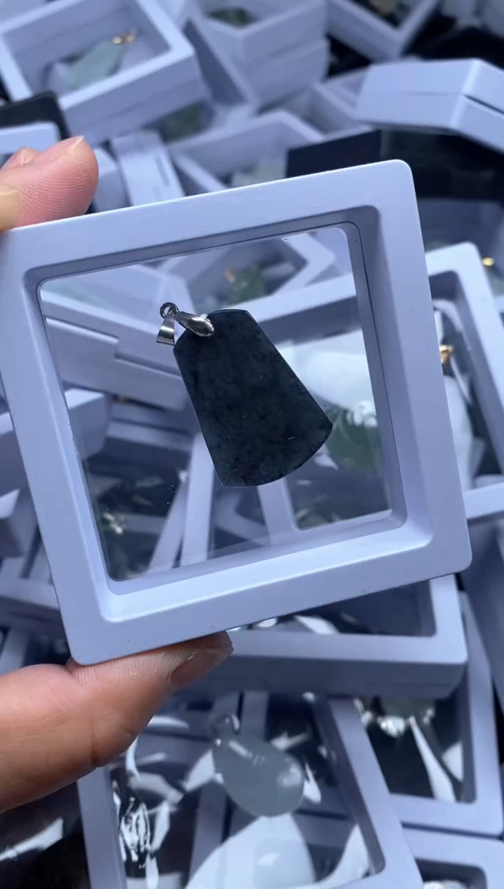【闪购商品】翡翠吊坠(不含链)未镶嵌39323