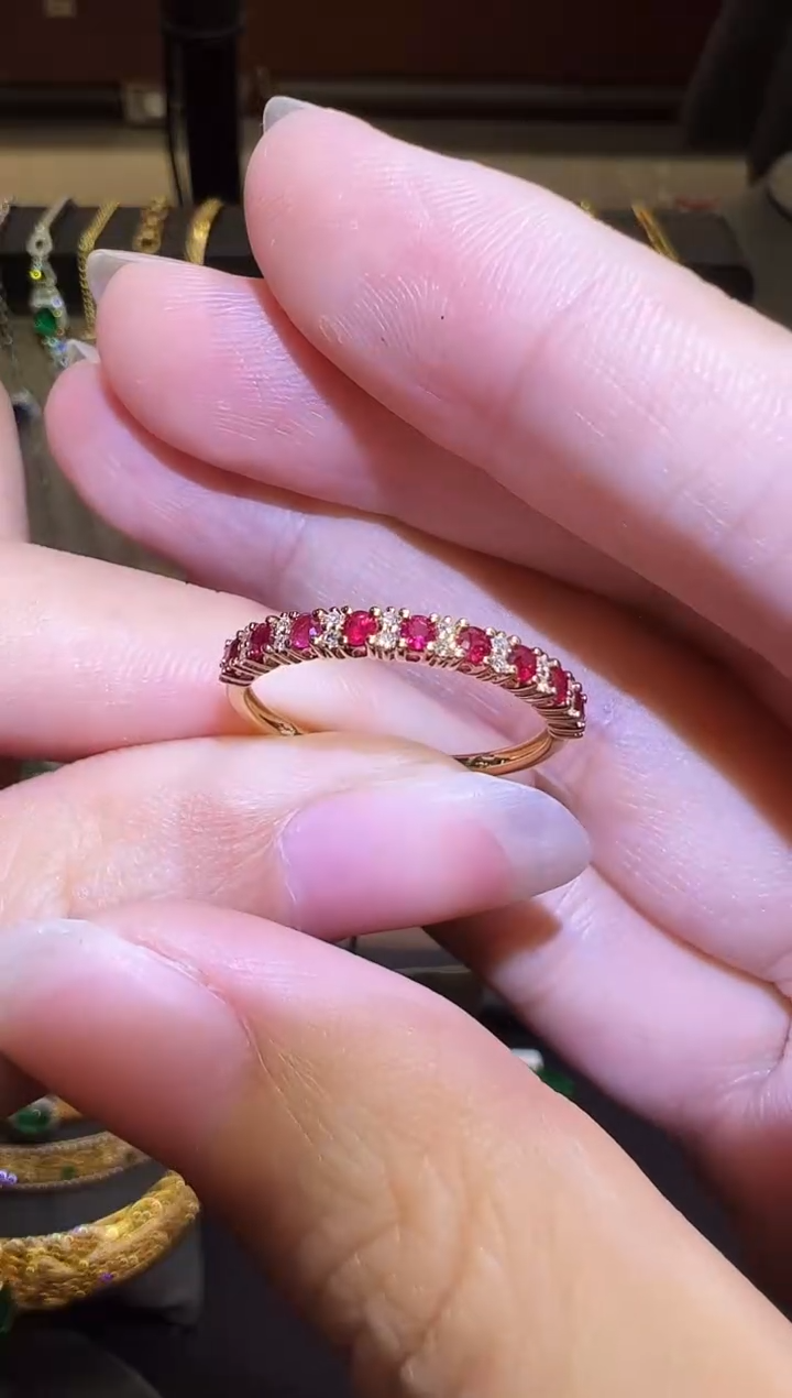 18K金镶嵌戒指红宝石0.271ct