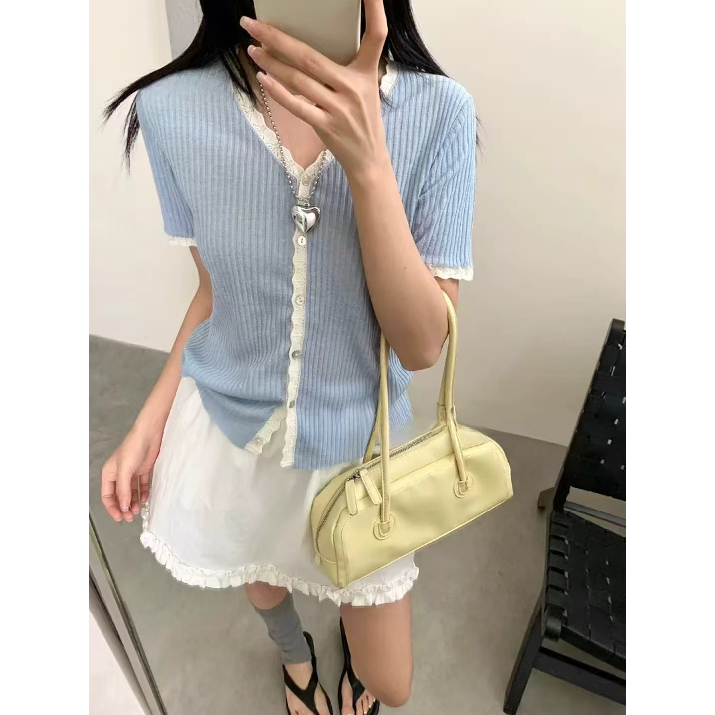 减龄韩系V领撞色短袖轻薄针织衫女2025夏季新款休闲小衫上衣潮