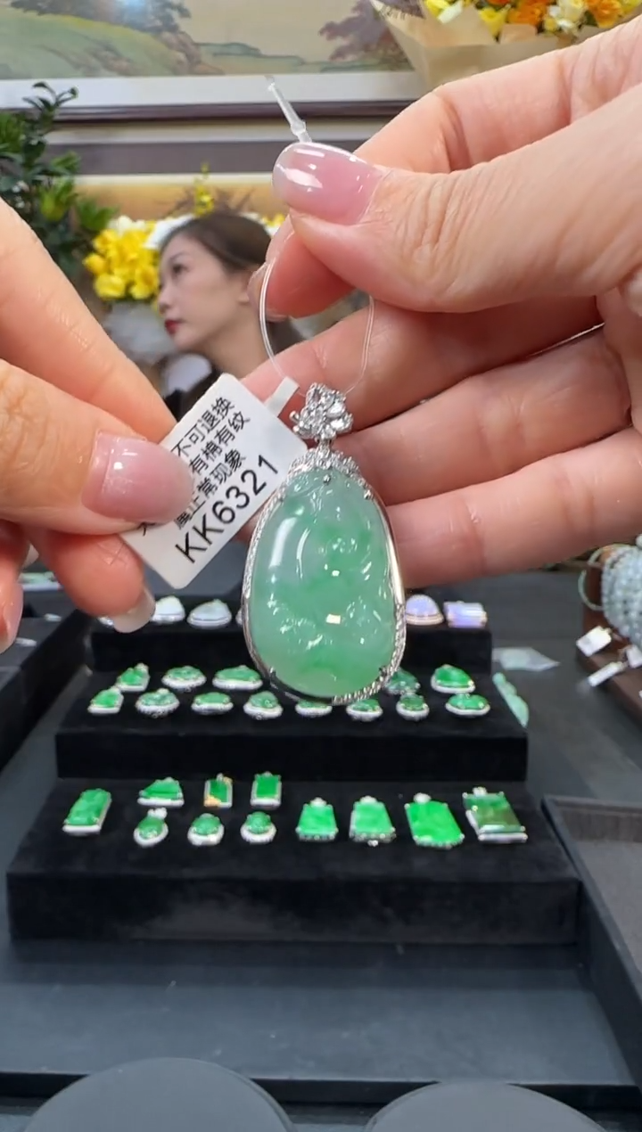 颈饰18K金镶嵌翡翠KK6321如意