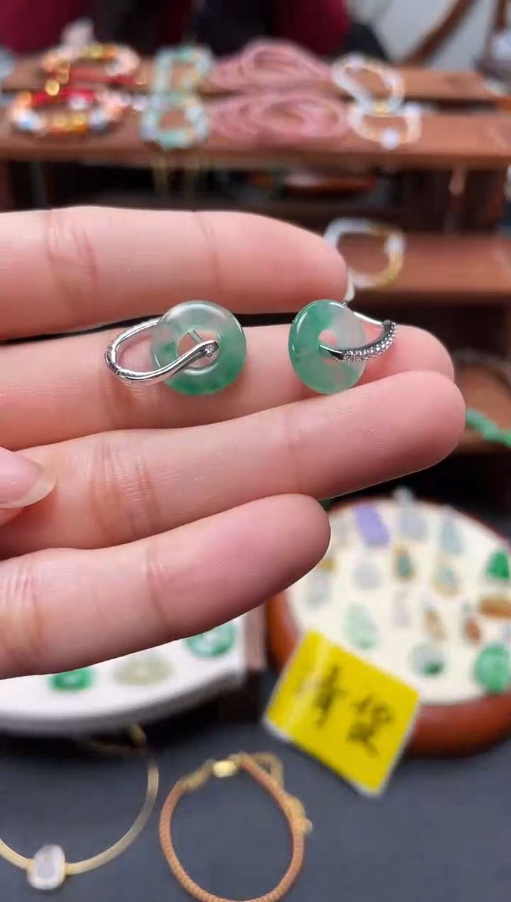 【闪购商品】石英质玉耳饰银S925镶嵌2个  691