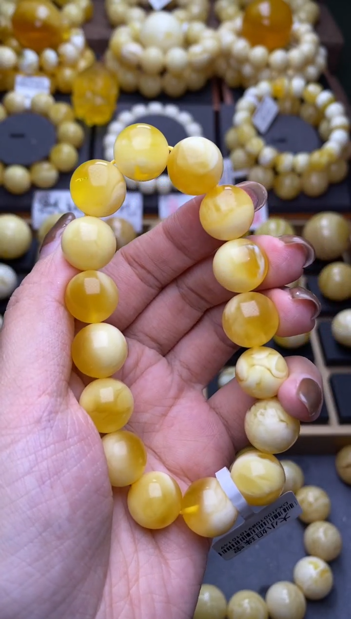 【闪购商品】琥珀裸石未镶嵌 大小姐珠宝严选94