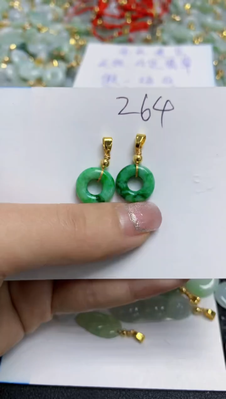 【闪购商品】翡翠颈饰合金天然翡翠A货