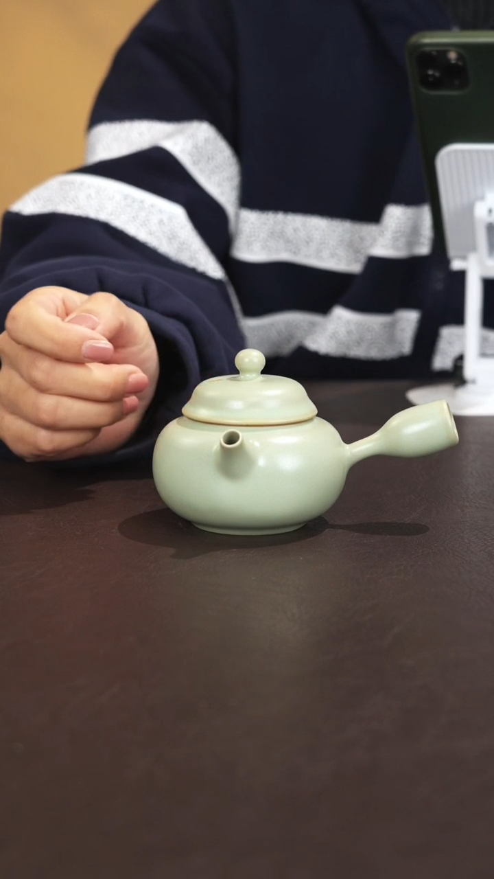 宣宝汝瓷原矿原釉作品
