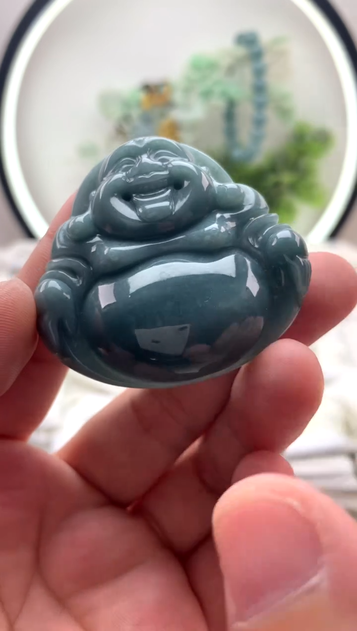 翡翠未镶嵌颈饰佛公1