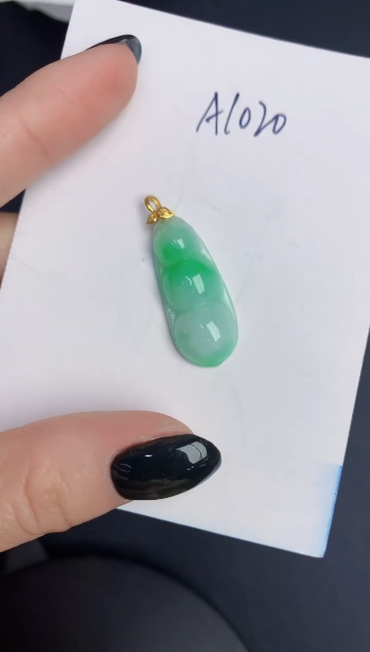 【闪购商品】翡翠颈饰18K金镶嵌0000000000