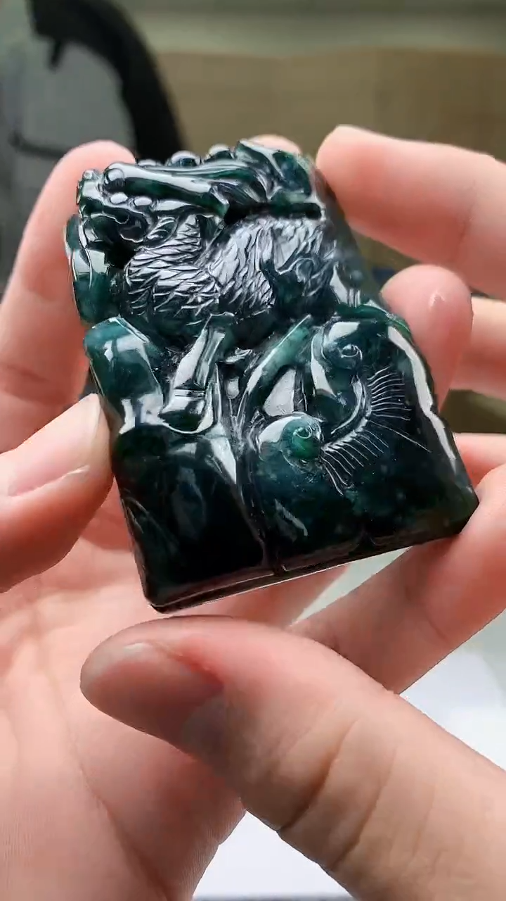 【闪购商品】定制翡翠未镶嵌4917bb-毛货挂件90