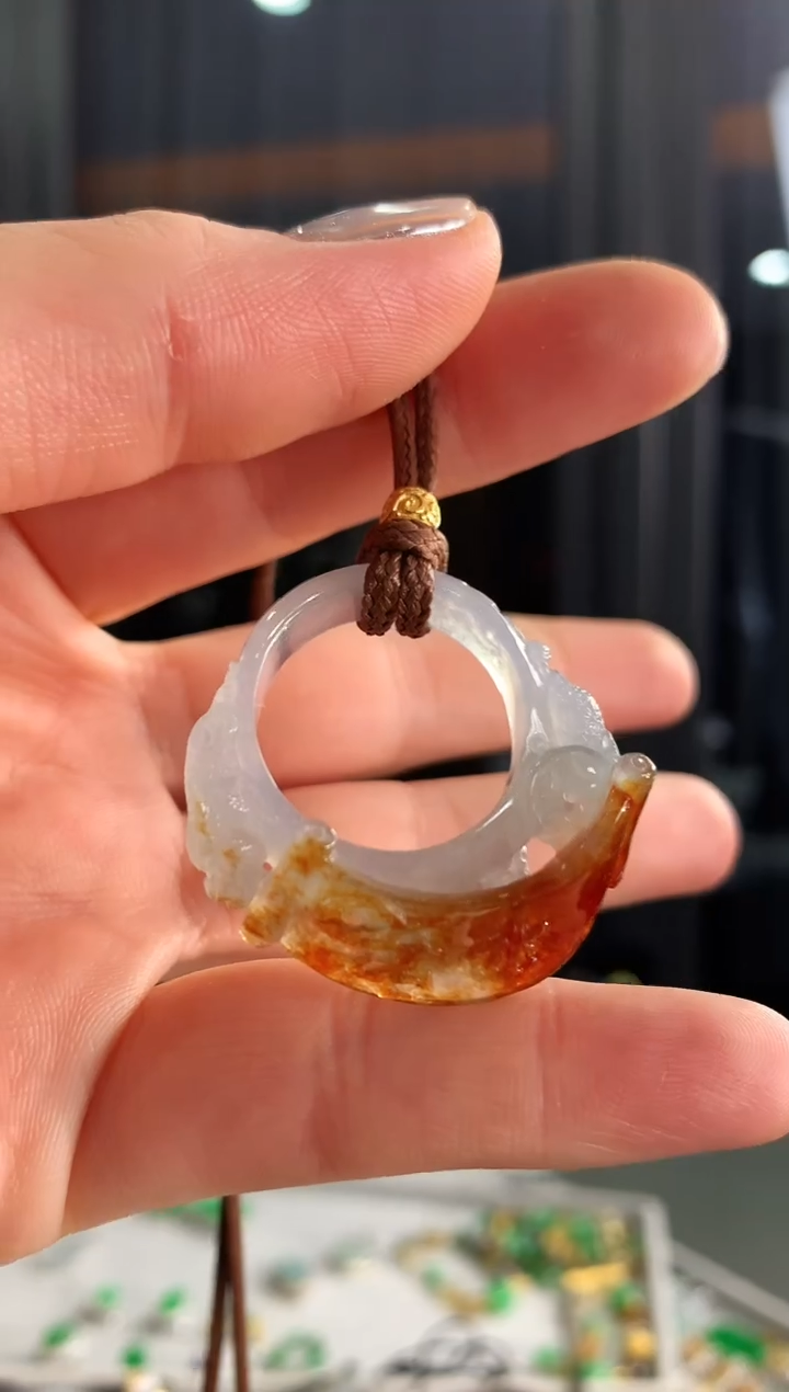 【闪购商品】翡翠颈饰未镶嵌吊坠