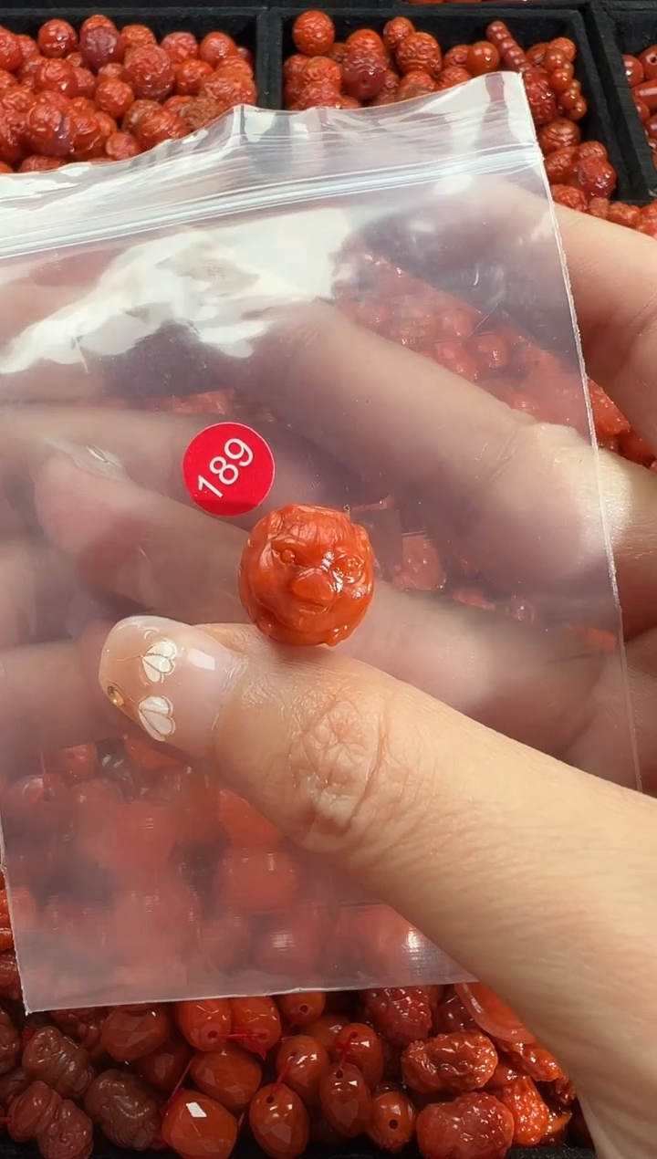 颈饰未镶嵌南红玛瑙1