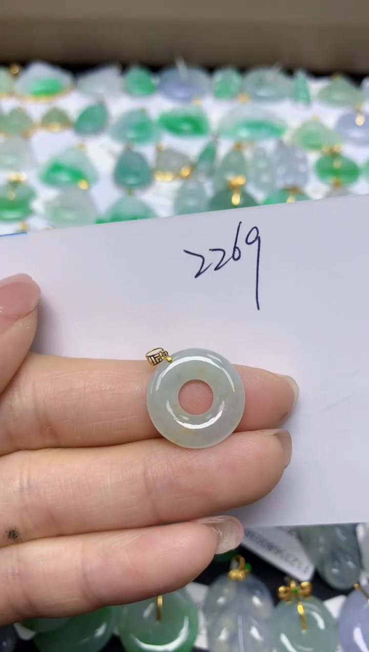 【闪购商品】翡翠挂件18K金镶嵌 天然翡翠A货