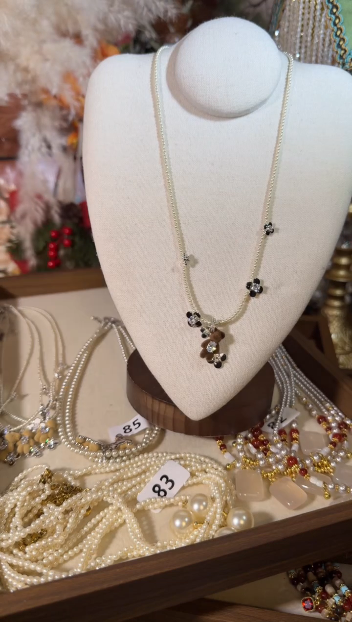 项链未镶嵌尖晶石豆****?深棕小熊 087