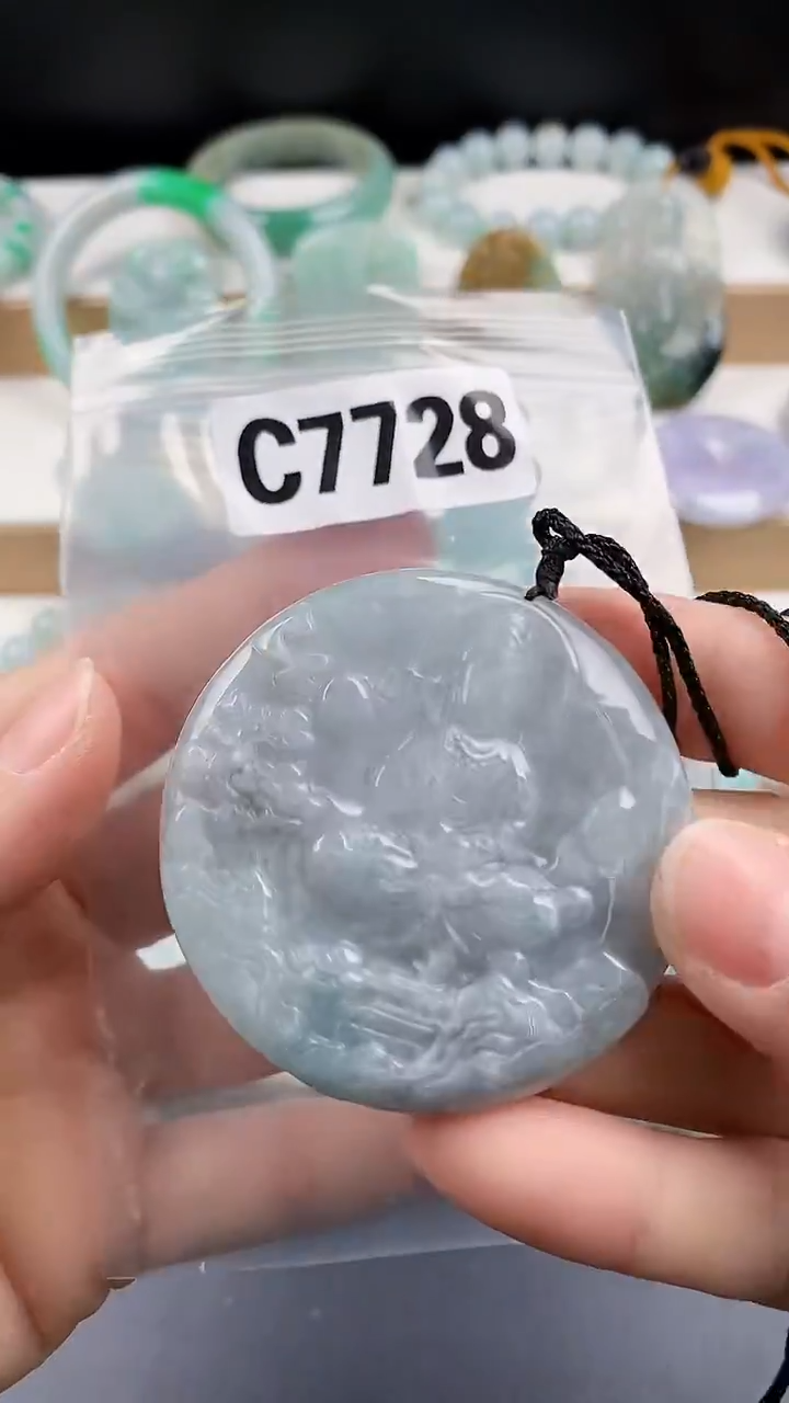 颈饰未镶嵌翡翠颈饰未镶嵌缅甸天然翡翠吊坠