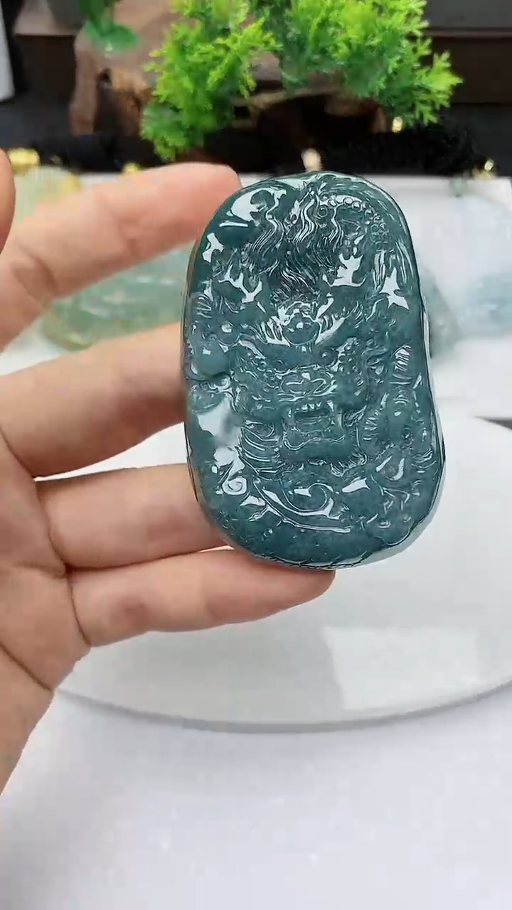 【闪购商品】翡翠颈饰未镶嵌