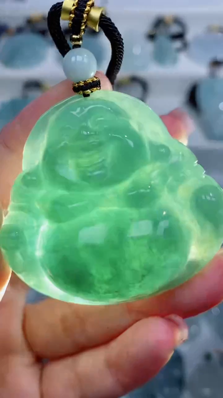 翡翠未镶嵌颈饰吊坠