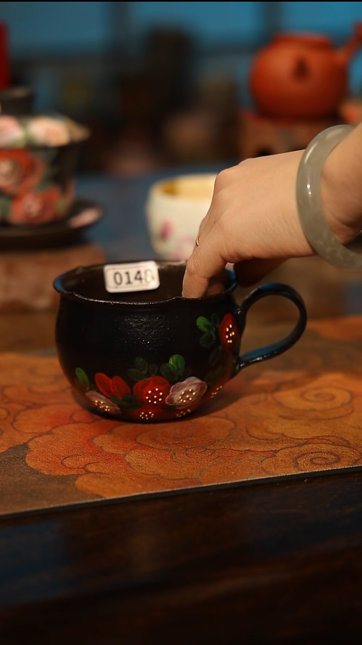 陶瓷景德镇高温釉下彩手工手绘款式