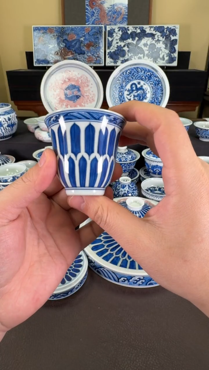 【闪购商品】瓷片羿器窑双菊瓣纹闻香杯