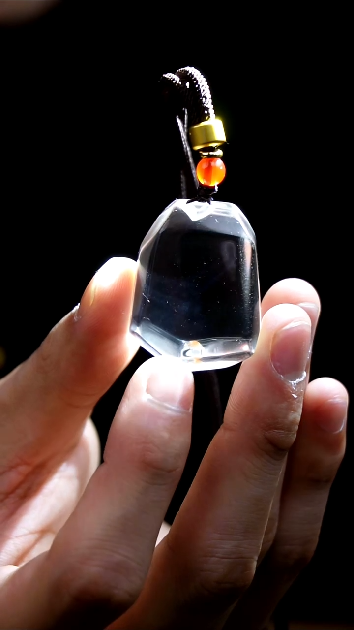 吊坠(赠链)未镶嵌水晶水晶