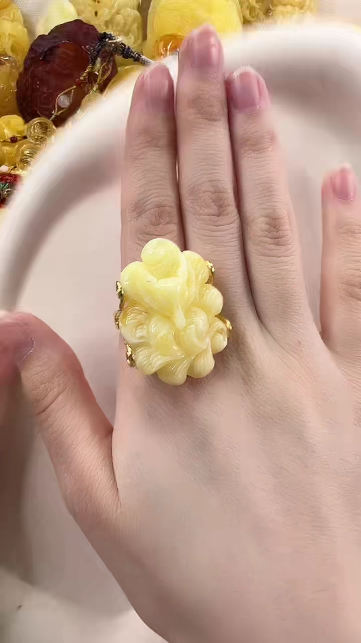 未镶嵌琥珀戒指戒指