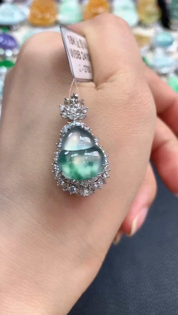 【闪购商品】翡翠吊坠(不含链)18K金镶嵌m73       