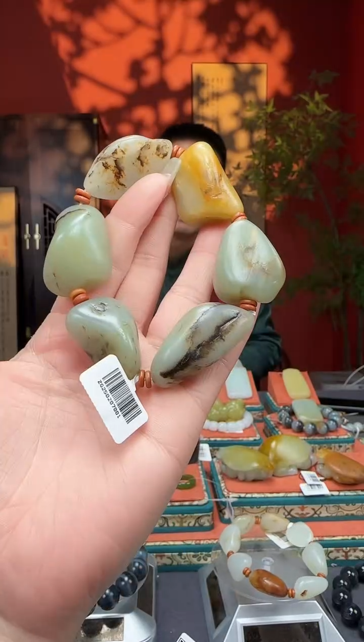 【闪购商品】和田玉手串未镶嵌手串126克