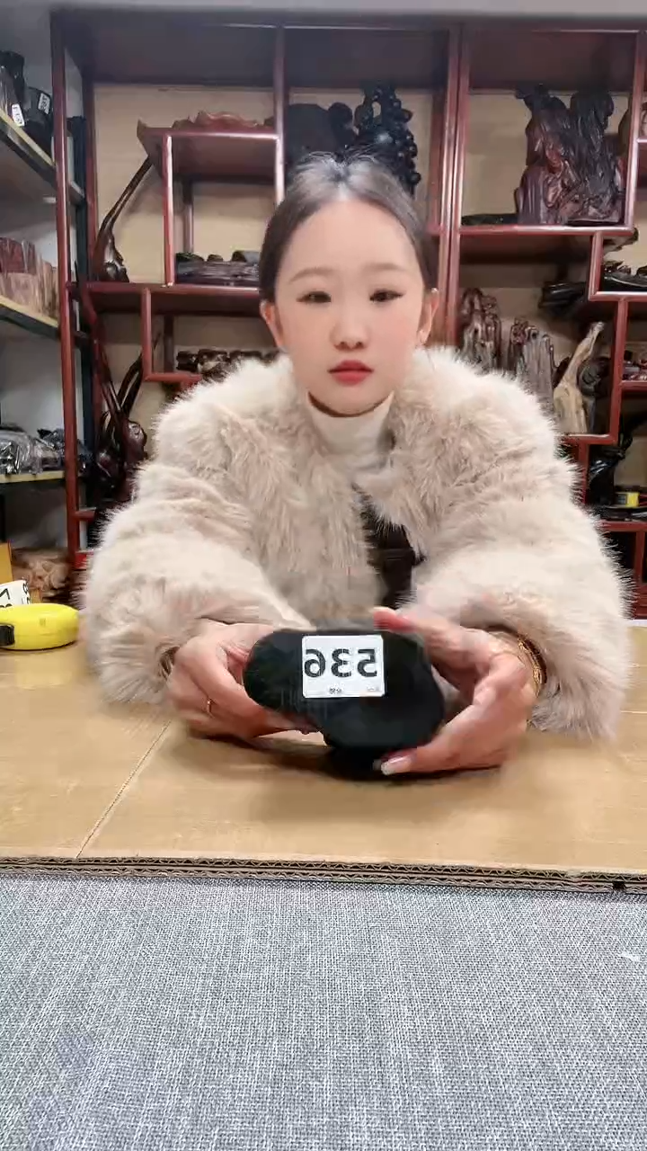【闪购商品】贡木 红木底座工艺品收藏