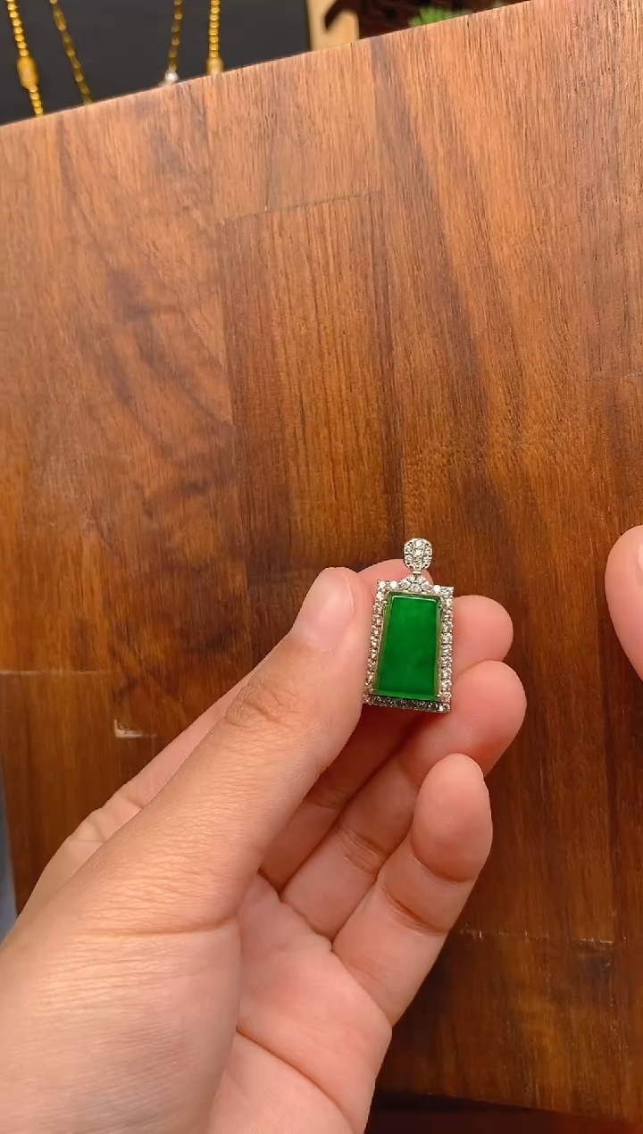 【闪购商品】翡翠吊坠(不含链)银S925镶嵌无事牌