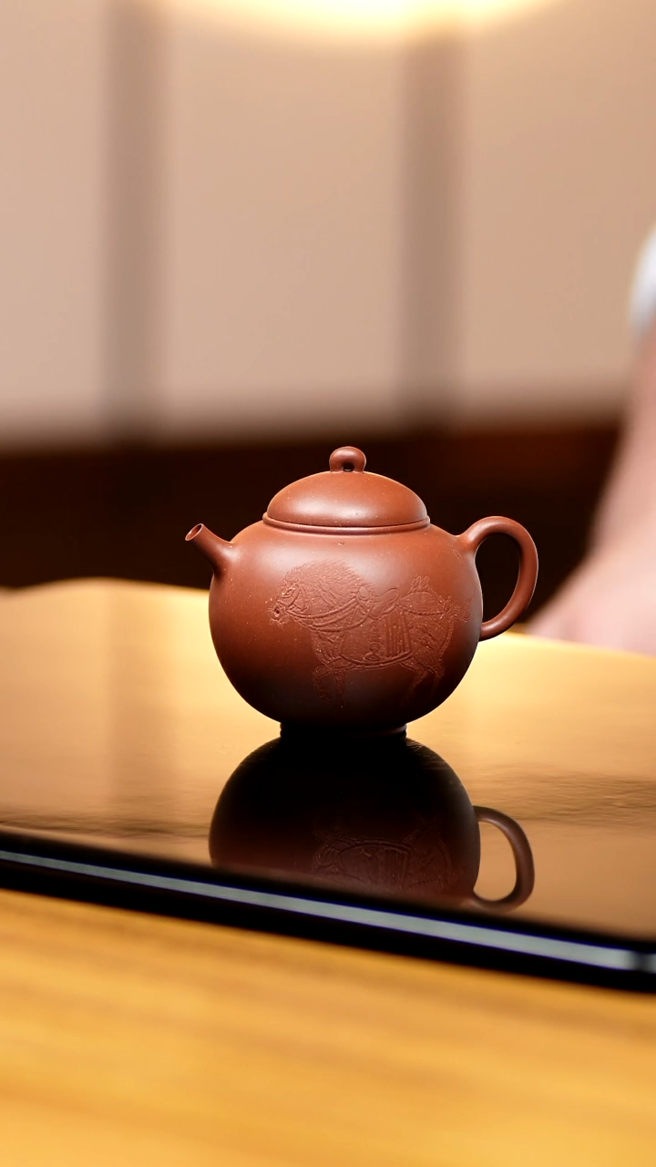茶壶紫砂五堂 如实-拳毛騧