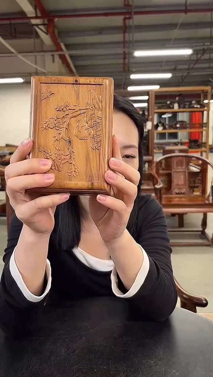 木木连天红 雕梅花方盒 DZ1081-P7MK