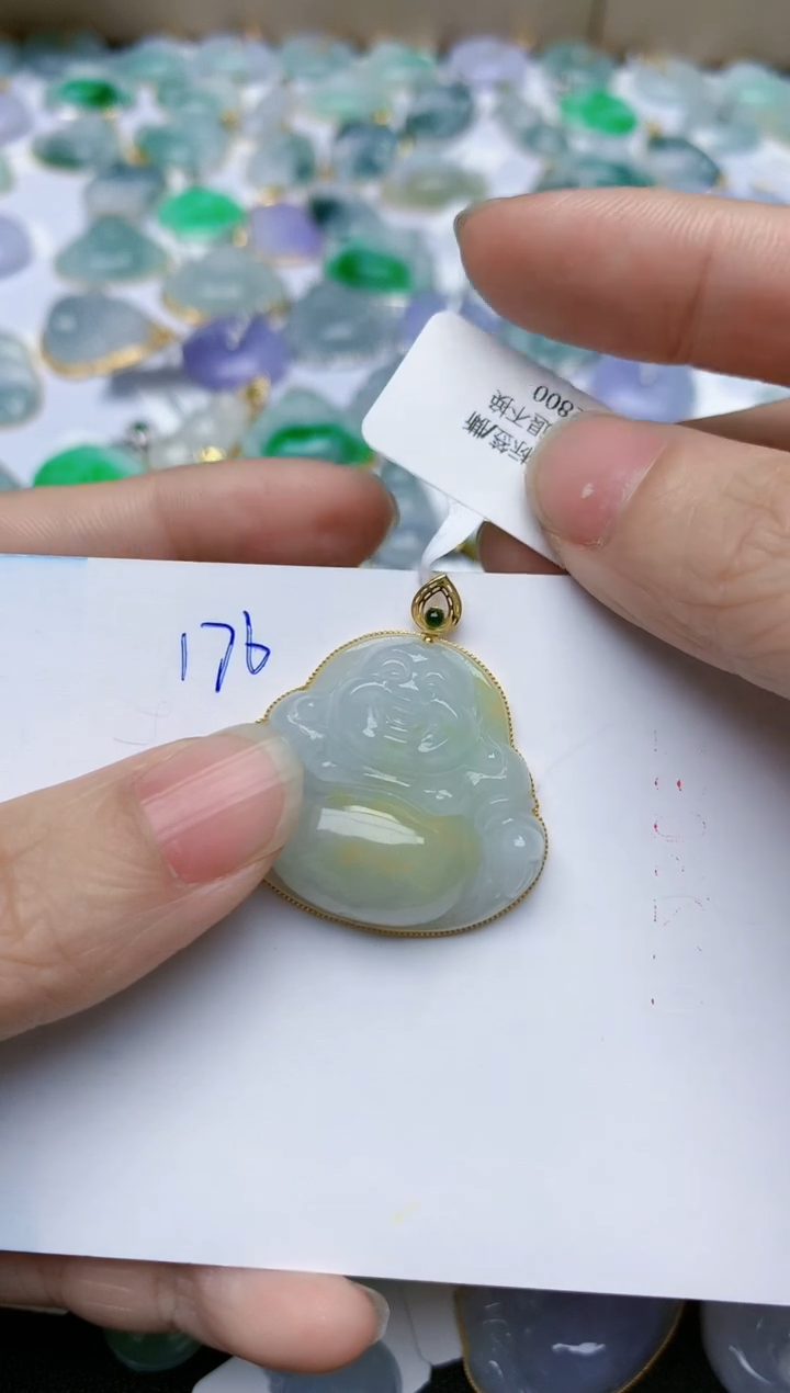【闪购商品】翡翠颈饰18K金镶嵌天然翡翠A货    