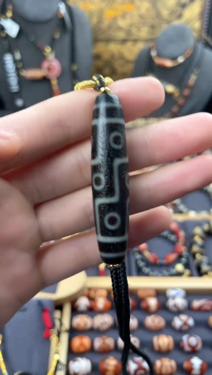 【闪购商品】玛瑙/玉髓颈饰未镶嵌美泓高品老牙黄九眼锁骨链