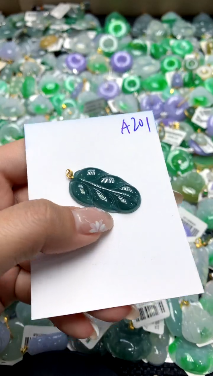 【闪购商品】翡翠颈饰18K金镶嵌1111111111111111
