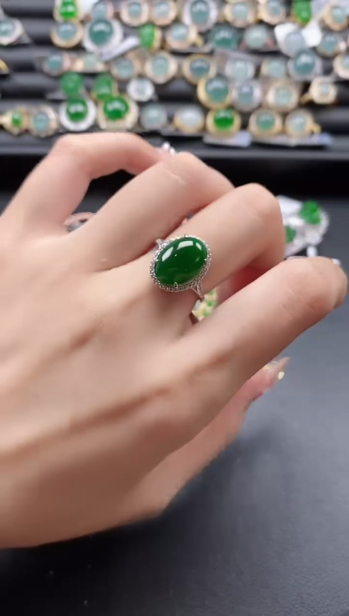 【闪购商品】翡翠戒指银S925镶嵌51511