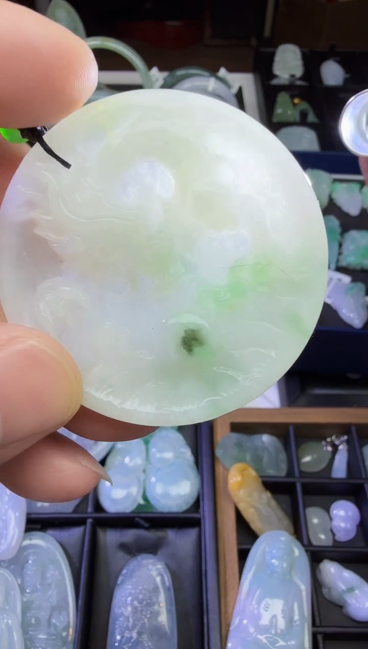 【闪购商品】翡翠颈饰未镶嵌龙牌