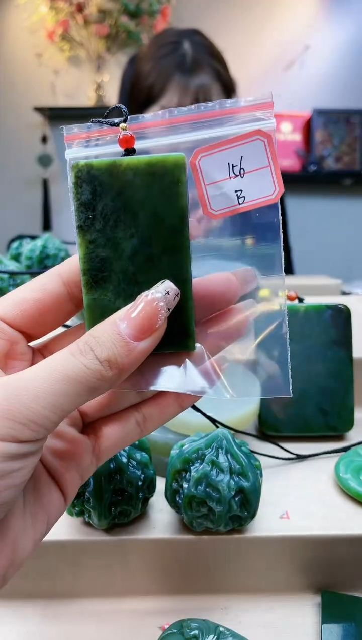 【闪购商品】和田玉挂件未镶嵌1