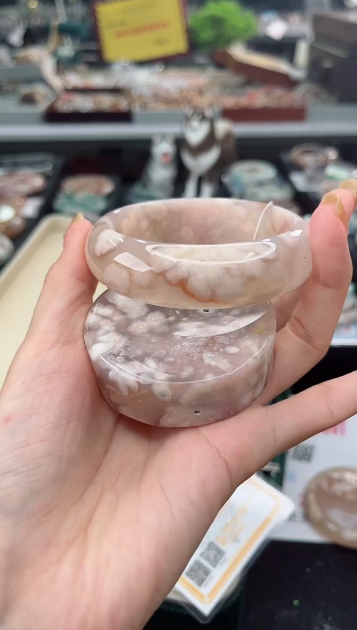 【闪购商品】石英质玉手镯未镶嵌60圈口（赠品镯心）3541571