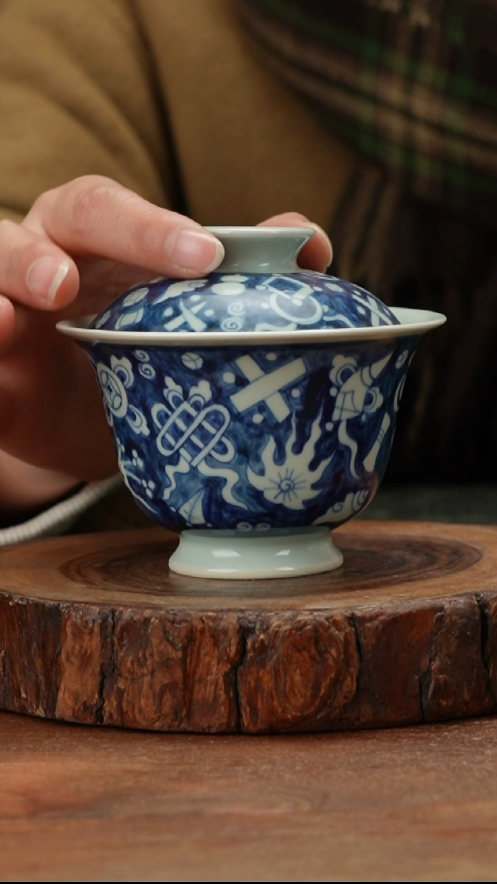 【闪购商品】【闪购商品】手工收绘八宝盖碗