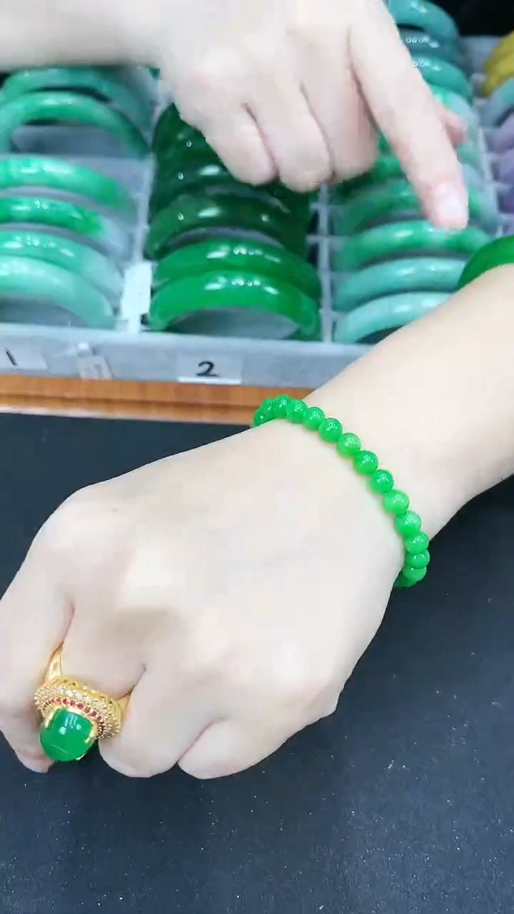 【闪购商品】翡翠手链未镶嵌s49 正阳绿小米珠手链 卡6mm