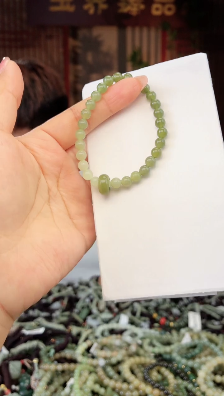 和田玉未镶嵌颈饰拍一发一